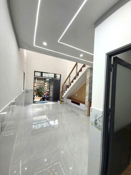 CHỈ VỚI 3,7 TỶ SỞ HỮU NGAY căn nhà 130m2 mặt tiền kinh doanh tại tp Tân Uyên , tỉnh Bình Dương