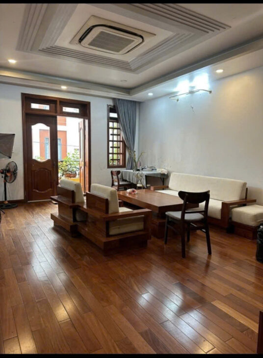 🔥 CHỦ ĐỊNH CƯ NƯỚC NGOÀI – CẦN BÁN GẤP BIỆT THỰ ĐẸP GIÁ TỐT 🔥 💥 Giảm Sốc 2,6 Tỷ – Giá Mới Chỉ