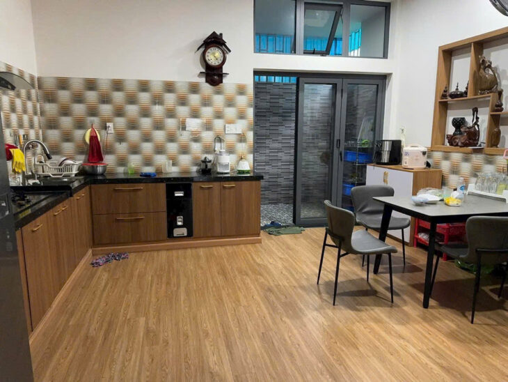 Nhà 1 trệt 3 lầu – Kinh doanh căn hộ siêu lợi nhuận diện tích: Ngang 6m, tổng 138m² Giá bán : 12