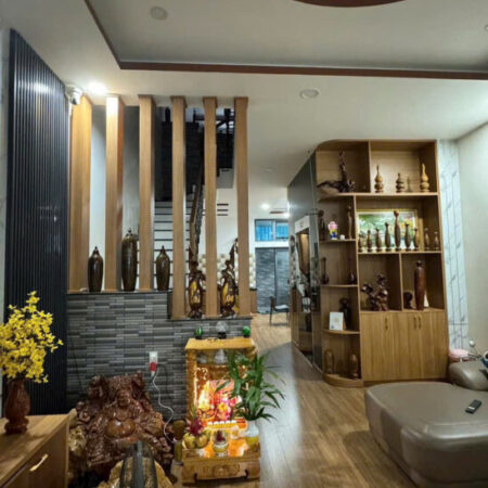 Nhà 1 trệt 3 lầu – Kinh doanh căn hộ siêu lợi nhuận diện tích: Ngang 6m, tổng 138m² Giá bán : 12