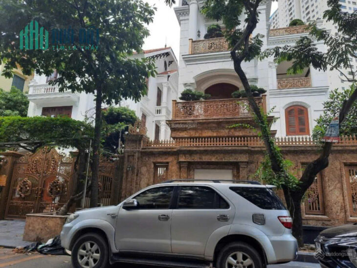 Bán Biệt thự Khu nhà ở Quốc Hội- Phùng khoang. DT 206m x 3,5T. Giá 62 tỷ. LH: 0964769634