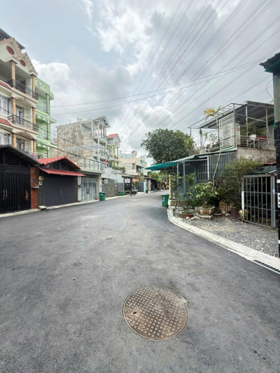 NGỘP BANK – 2 MẶT HXT NGUYỄN ẢNH THỦ TÂN CHÁNH HIỆP -76M2 4 TẦNG VỊ TRÍ ĐẸP, NHỈNH 6 TỶ