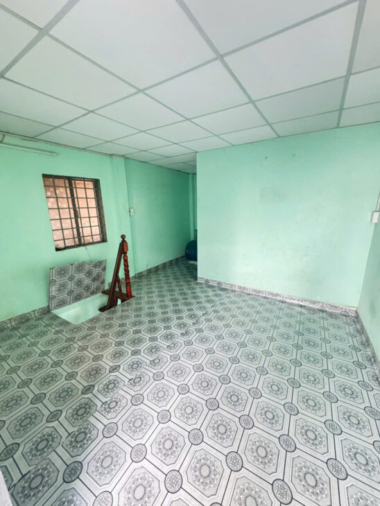 SÁT MẶT TIỀN HOÀNG DIỆU VIP Q4 NGANG 3.8 CÓ 2 TỶ