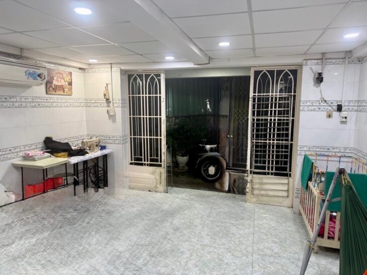???? NHÀ LÔ GÓC – HXH – NGAY NGÃ TƯ BÌNH PHƯỚC – NHỈNH 3 TỶ