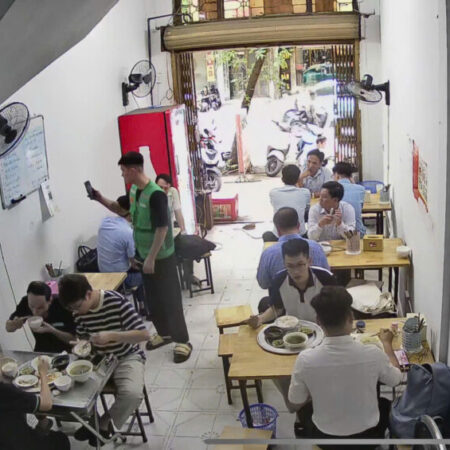 CHÍNH CHỦ CẦN SANG NHƯỢNG GẤP LẠI QUÁN CƠM GĐ, VP NGAY MẶT TIỀN PHỐ VỌNG – HAI BÀ TRƯNG