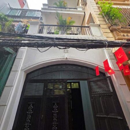 NHÀ DÂN XÂY 4 TẦNG – Ô CHỜ THANG MÁY –268 PHỐ NGỌC THỤY – LONG BIÊN – 68,2M² – 10,7 TỶ