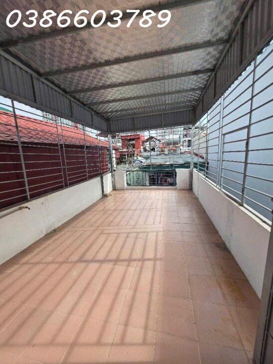 NHÀ DÂN XÂY 4 TẦNG – Ô CHỜ THANG MÁY –268 PHỐ NGỌC THỤY – LONG BIÊN – 68,2M² – 10,7 TỶ