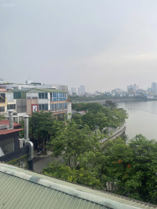 BÁN NHÀ ĐƯỜNG TRÍCH SÀI (cách mặt Hồ Tây 20m),xe tải vào tận nơi