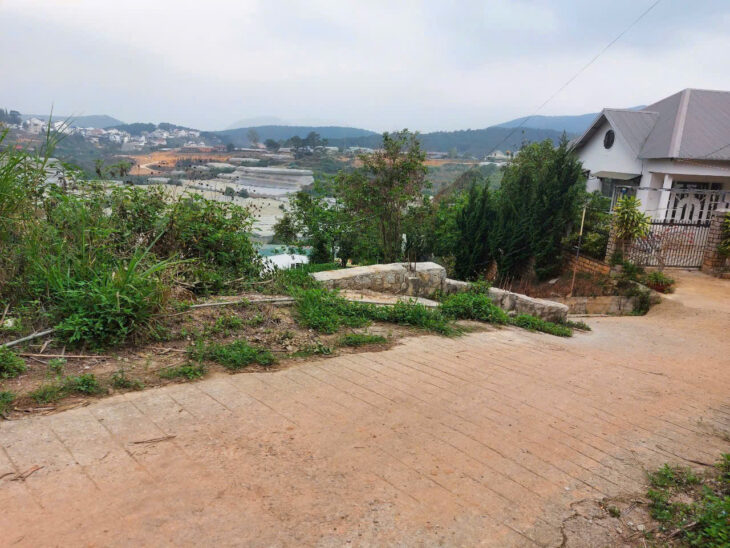 BÁN ĐẤT TẶNG NHÀ GỖ ĐƯỜNG HUYỀN TRÂN CÔNG CHÚA PHƯỜNG 4, ĐÀ LẠT