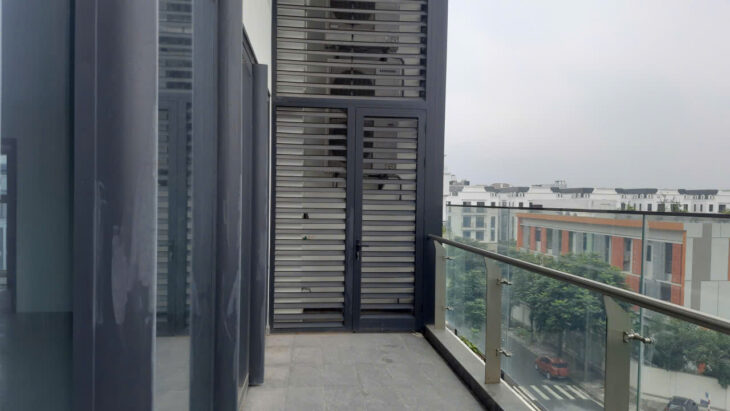 22.10.25 Cho thuê căn hộ Sunshine Green Iconic đẳng cấp nhất Long Biên, 3 ngủ dt 200m2, nhà nguyên