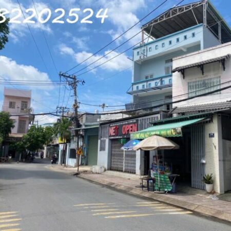 Đường xe tải ra vào, Nhà mới kinh doanh tốt. Diện tích 70m2 SHR sang tên trong ngày