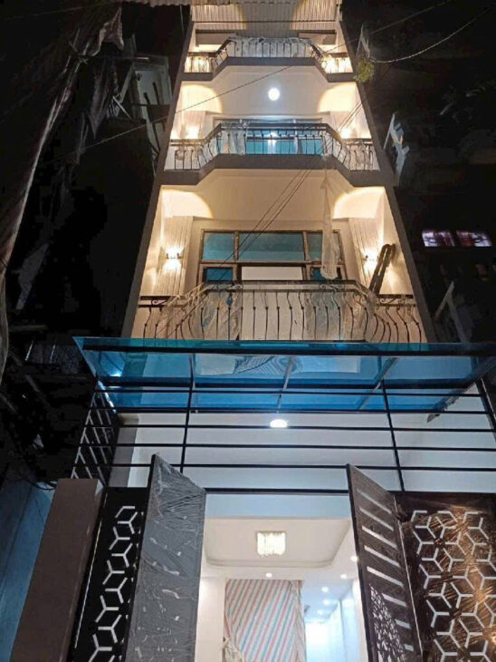 Hoàng Câu Ô tô tránh, ngõ thông, sát quận Ủy Đống Đa,55 m, 9 ngủ.Sổ đỏ sẵn, khu vực trung tâm tiềm