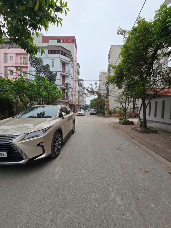 Bán nhà riêng tại ngay QL32 Lai Xá, 14,6 tỷ, 67m2, 6PN + 4WC + 5 tầng