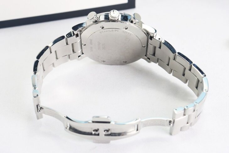 ĐH Nam Gucci 6 Kim Chronograph, mặt Xà Cừ, cọc số Kim Cương, bản dây thép chất đẹp…