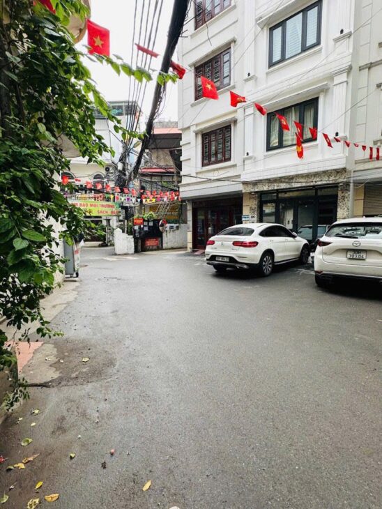 Bán nhà Tây Hồ – Lạc Long Quân, DT65m2, MT4.4m, 7 tầng, 4p.ngủ, gara ôtô, ôtô đỗ cửa ngày đêm, View