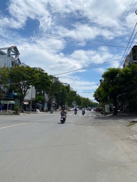 Nhà Vuông Mặt tiền SHR Đ.30m 110m2 – Đặng Thuỳ Trâm Bình Thạnh SS