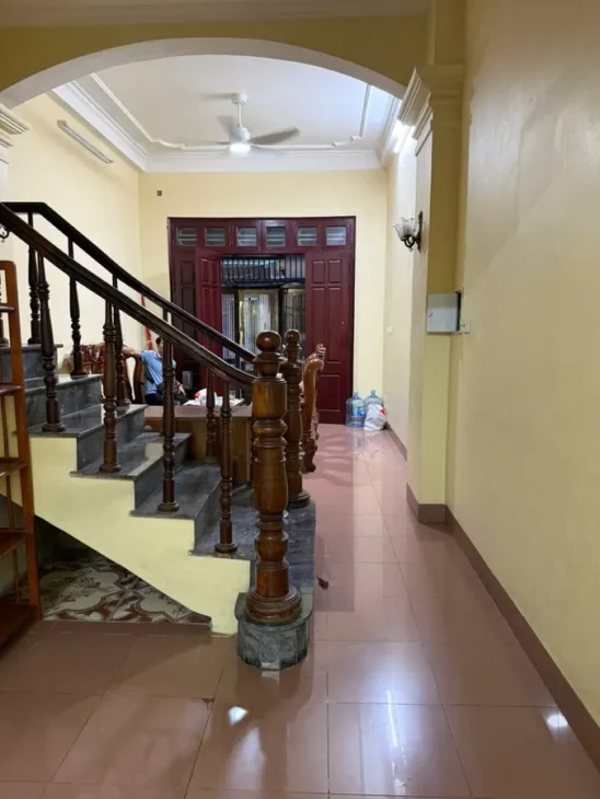 NHÀ ĐẸP DÂN XÂY NGÕ Ô TÔ 1 NHÀ RA MẶT PHỐ Ô Cách 50 m2 X 4 Tầng 13.8 tỷ Long Biên Hà Nội.