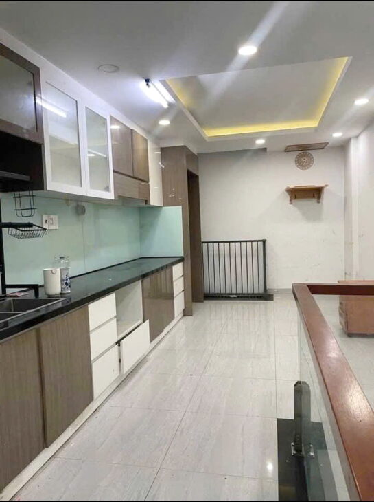 Bán biệt thự góc 2 mặt tiền đường Số 19 KDC Bình Hưng ngay bx Q8