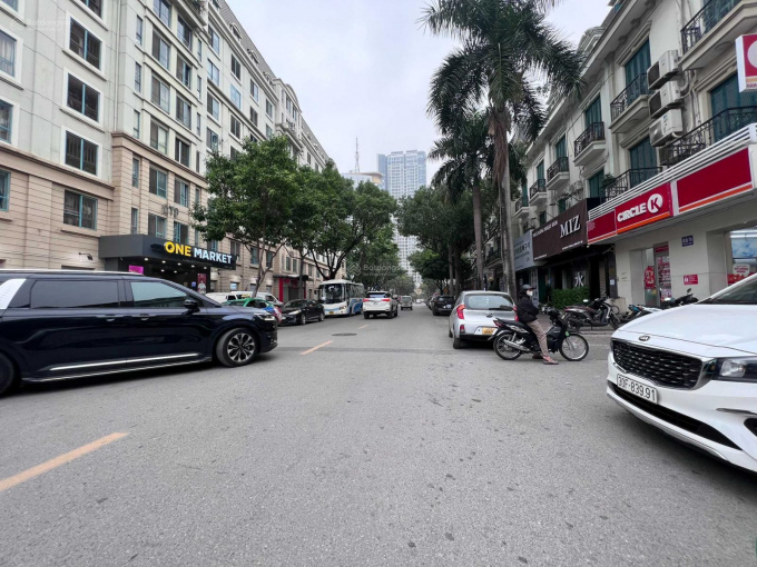 10.10.2025 bán shophouse Manor khu ĐT Mỹ Đình Sông Đà 200m2 x 4 tầng giá chỉ 80 tỷ không bao giờ bị