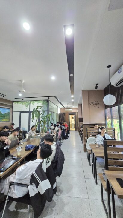 Bán nhà lô góc 3 mặt tiền Mỹ An, 147.5m², 2 tầng, dòng tiền 50 triệu/tháng, gần biển