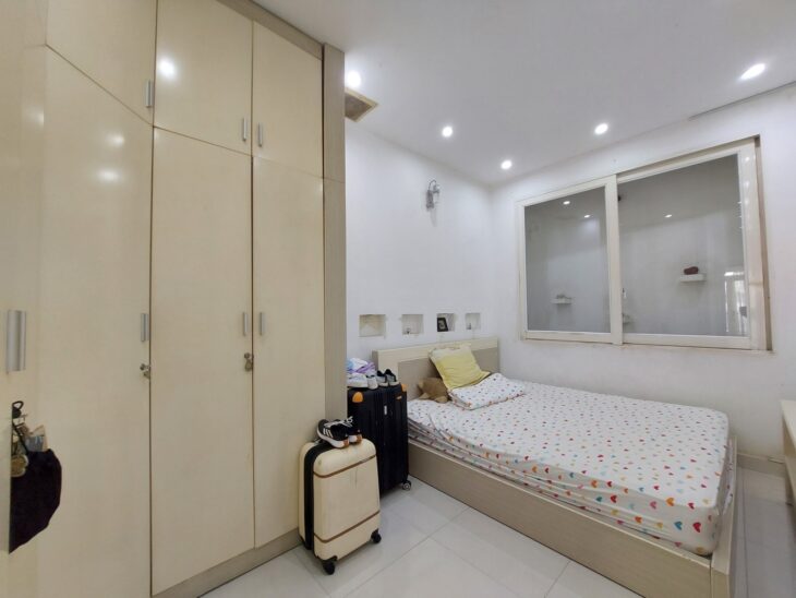 Nhà đẹp đường Phạm Ngũ Lão 5 tầng, 5 phòng ngủ, 54 m2 giá chỉ 13,5 tỷ