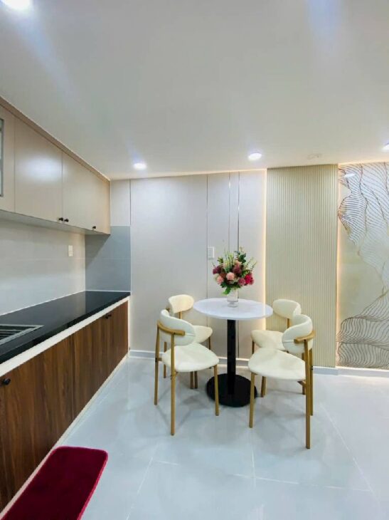 CHÀO BÁN CĂN NHÀ NHỎ XINH TUYỆT ĐẸP, TÀI LỘC PHONG THUỶ TỐT