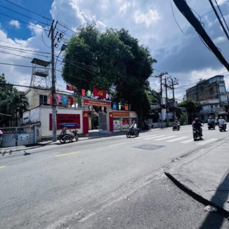 Trung tâm Gò Vấp, nhà Nguyễn Văn Nghi 4 tầng 60m2, 4PN, sổ hồng giá 8 tỷ, ngay đại học Công nghiệp 4