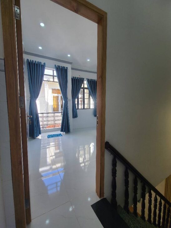 HIẾM NHÀ MỚI TINH BTCT _ CẤP 2_ HẺM 3M RỘNG THOÁNG_ 4.75 TỶ