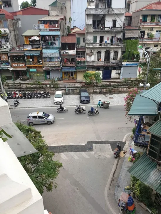 Bán tòa CHDV 2 mặt tiền, góc ngã ba thông 3 phố Hoàn Kiếm, sẵn dòng tiền 2,5tyr/năm