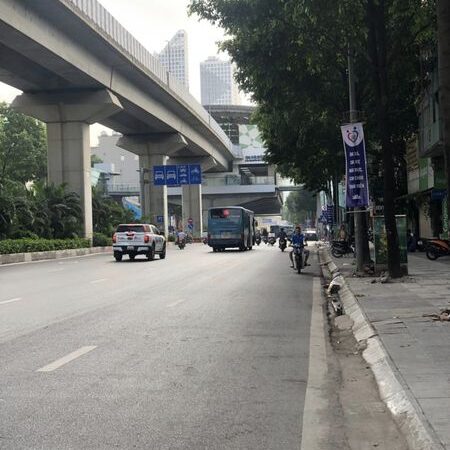 Kinh doanh mặt phố Quang Trung Hà Đông 16 tỷ. Kinh doanh mặt phố Quang Trung Hà Đông 16 tỷ.