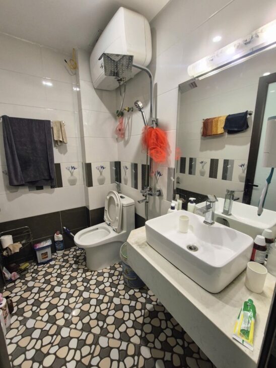 Bán nhà Hoàng Mai, quận Hoàng Mai 56m, lô góc, 2 thoáng vĩnh viễn, chỉ 10m ra mặt phố