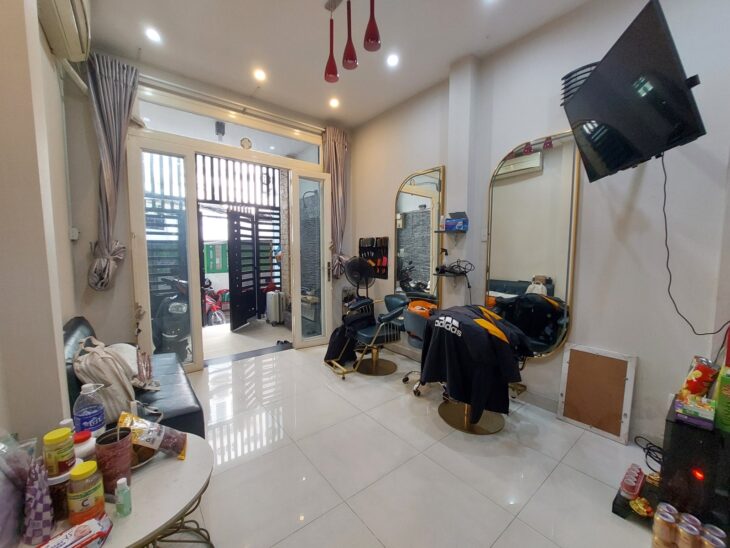 Nhà đẹp đường Phạm Ngũ Lão 5 tầng, 5 phòng ngủ, 54 m2 giá chỉ 13,5 tỷ