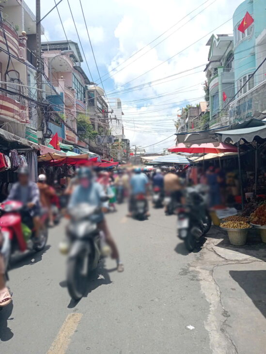 Bán nhà mặt tiền trong chợ nhị Thiên Đường P5 Q8