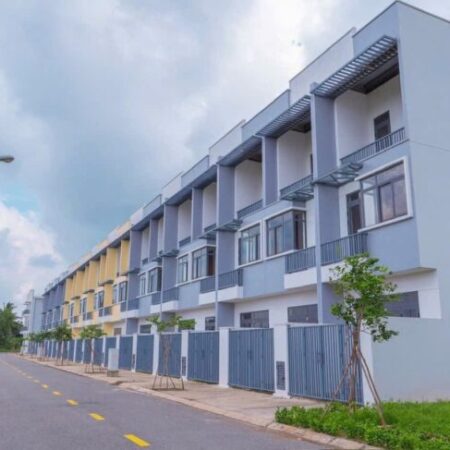 CƠ HỘI ĐẦU TƯ ĐÓN SÓNG HẠ TẦNG 2025 CƠ HỘI ĐẦU TƯ ĐÓN SÓNG HẠ TẦNG 2025