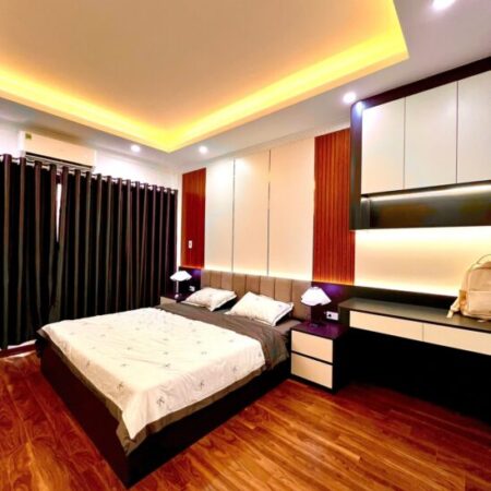 Bán nhà Phú Lương 42m2, 5 tầng, ngõ thông, lô góc, ở ngay