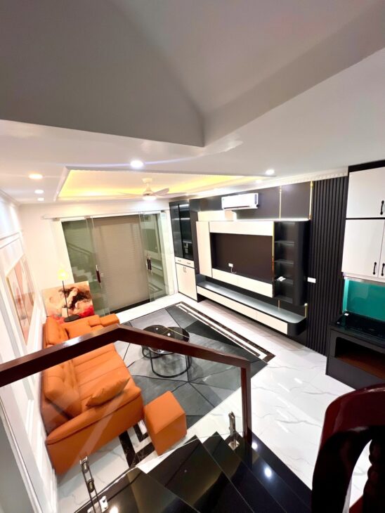 Bán nhà Phú Lương 42m2, 5 tầng, ngõ thông, lô góc, ở ngay