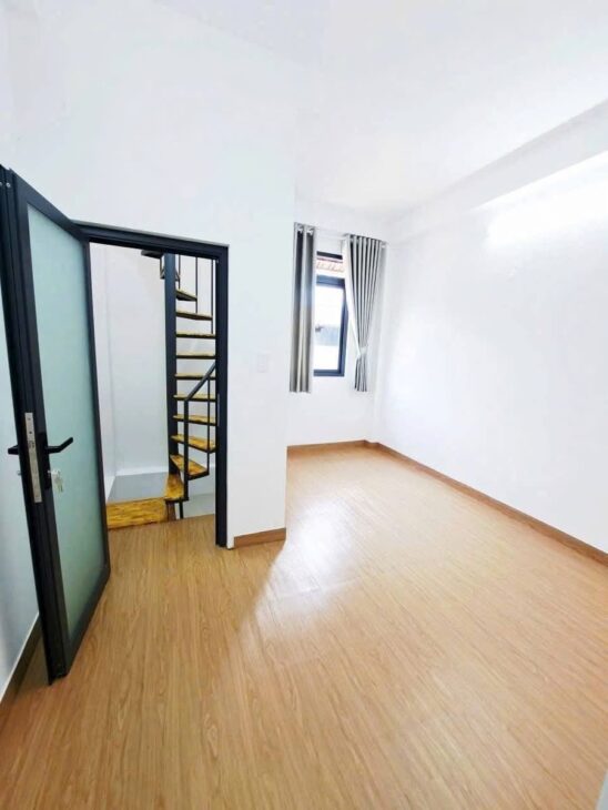 NHÀ 5 TẦNG BTCT MỚI TINH TẶNG FULL NỘI THẤT, SÁT BÊN NGÃ TƯ TÂN KỲ TÂN QUÝ VÀ BÌNH LONG GẦN AEON