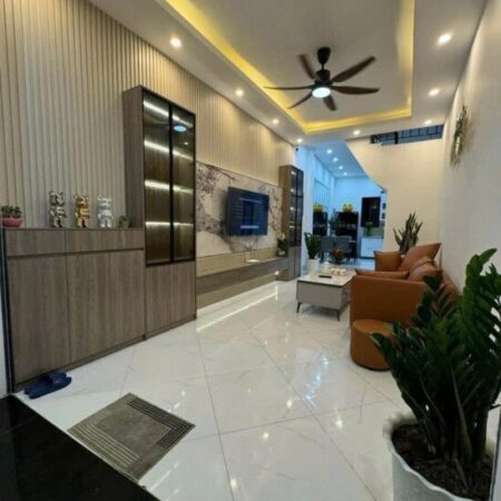 Bán nhà Phố Xốm 50m2, 5 tầng, ô tô tránh, ngõ thông, nhà mới ở ngay Bán nhà Phố Xốm 50m2, 5 tầng, ô tô tránh, ngõ thông, nhà mới ở ngay