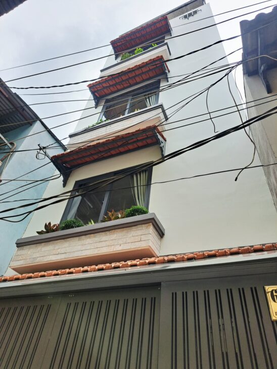 NHÀ 5 TẦNG BTCT MỚI TINH TẶNG FULL NỘI THẤT, SÁT BÊN NGÃ TƯ TÂN KỲ TÂN QUÝ VÀ BÌNH LONG GẦN AEON