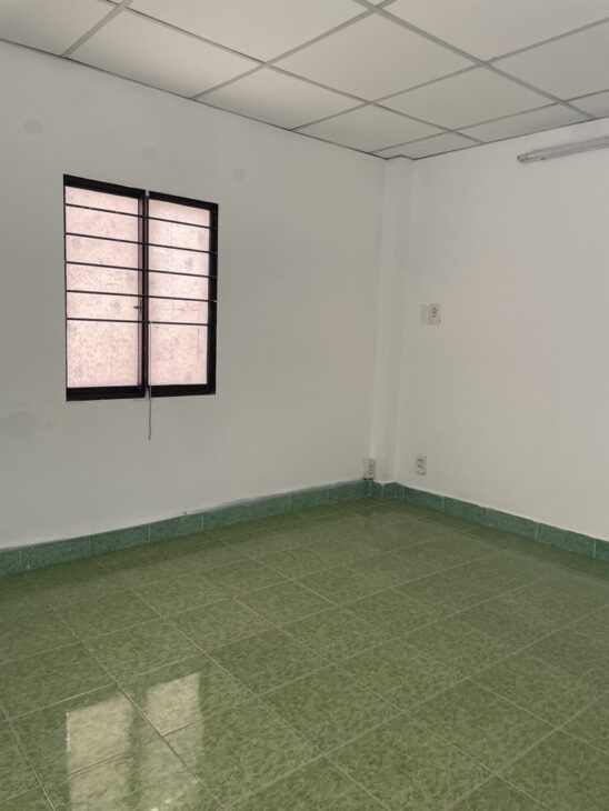 NHÀ 4 TẦNG MUA VÀO Ở NGAY, GIÁ TRỊ CHO THUÊ CAO.
