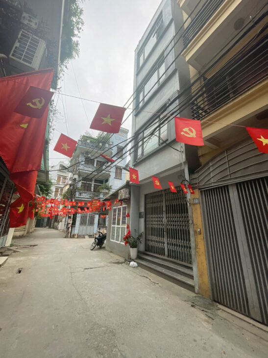 CỰC KỲ HIẾM ! TRẦN CUNG – NGHĨA ĐÔ – OTO – KINH DOANH – 33m2 x 5 Tâng – 9.6 tỷ