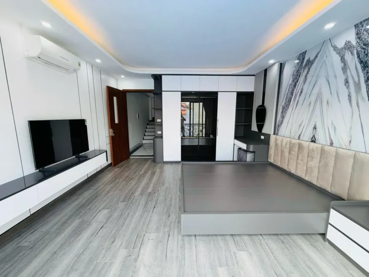 NHÀ MỚI Ô TÔ ĐỖ CỬA -VÀO NHÀ FULL NỘI THẤT Phố Ngọc Thụy 47m2 X 6 Tầng 15.9 tỷ Long Biên Hà Nội.