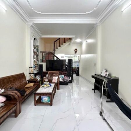 Bán nhà MT Vũ Ngọc Phan, 4×18.5m, 5 tầng, 5pn, 5wc,15.5 tỷ, TL