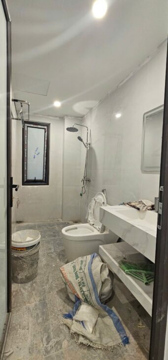 BÁN NHÀ MỚI HOÀN THIỆN TẠI PHÚC LỢI – DUY NHẤT 1 CĂN 72M² – GIÁ CHỈ 8,3 TỶ