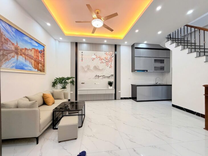 Bán nhà liền kề Kẻ Tạnh – Giang Biên, 5 tầng mới đẹp, gần ngõ ô tô tránh, giá chỉ 5.95 tỷ