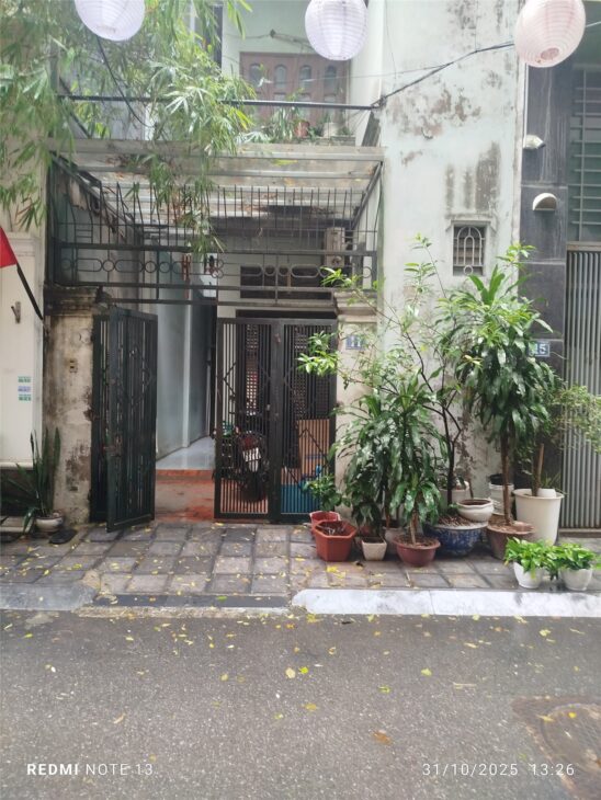 NHÀ ĐẸP- GIÁ TỐT chính chủ cần bán nhanh căn nhà 4 tầng tại quận Ba Đình Hà Nội