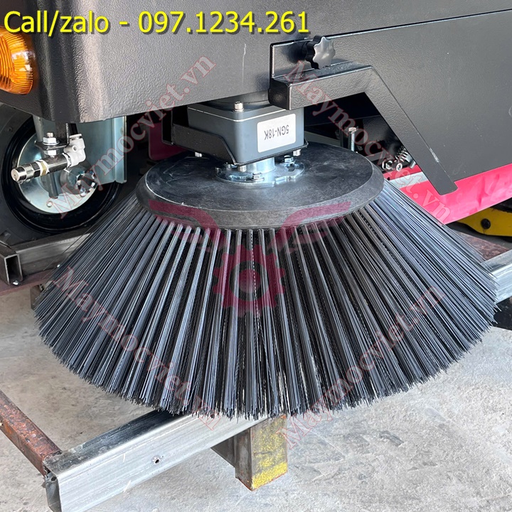 Xe quét rác ngồi lái Kraffer KF260 giá rẻ