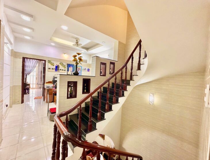 Nhà đẹp Quang Trung Gò Vấp 80M² 4 tầng HẺM XE TẢI gần Cityland. Nhỉnh 7 tỷ TL!