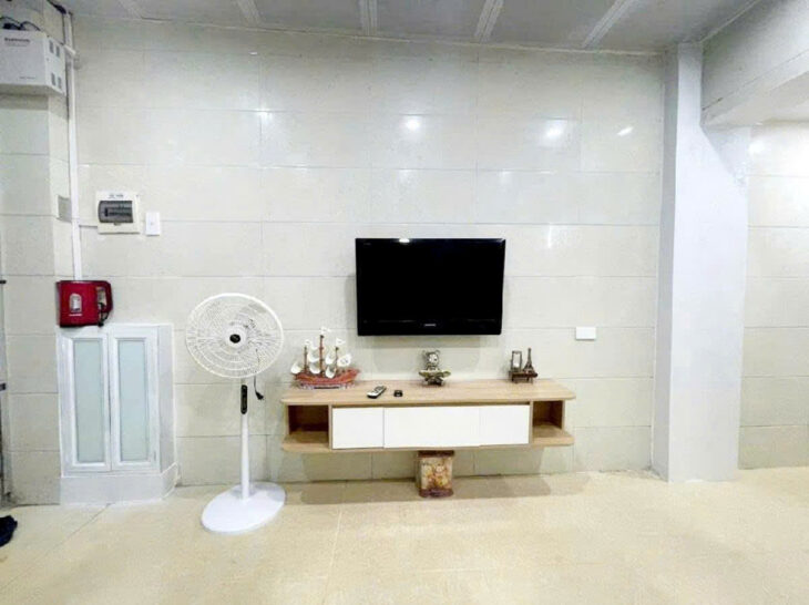 Bán căn hộ tập thể tầng 1 SĐCC Bùi Ngọc Dương 40m2 Full đồ 2.86 tỷ