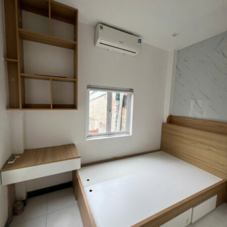 Kịch độc chỉ 1.5 tỷ sở hữu ngay nhà 5 tầng Phố Tôn Đức Thắng, Hàng Bột, Đống Đa